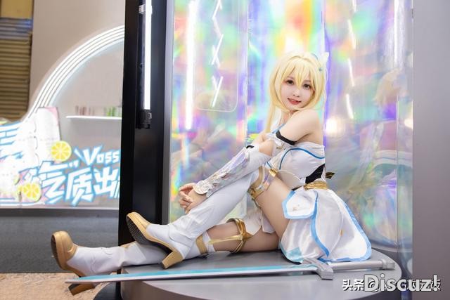 怀孕7月也要逛CJ！准妈妈还COS了洛天依，二次元从胎教开始？-1.jpg