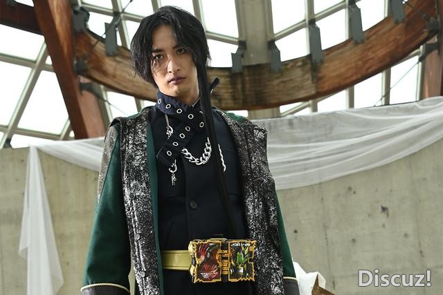 假面骑士圣刃46话先行，星辰龙单挑最终Boss，10个守护剑士被团灭-1.jpg
