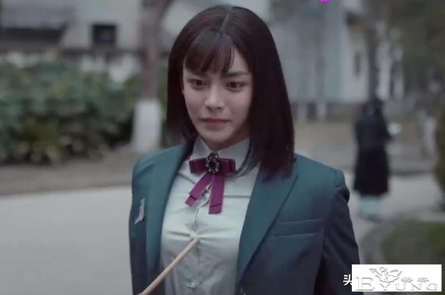 别以为塞俩苹果就是男扮女装，这5位男星的反串，才叫不糊弄观众-13.jpg