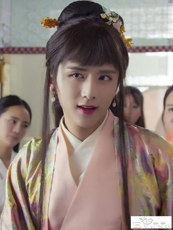 别以为塞俩苹果就是男扮女装，这5位男星的反串，才叫不糊弄观众-23.jpg