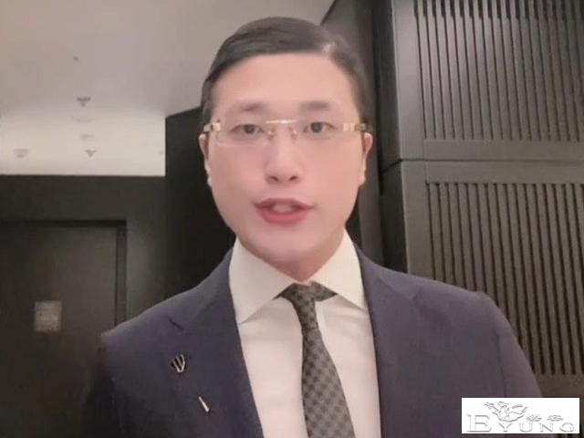“人类高质量男性”开直播，建议朋友们看个乐子，太认真就不用了-1.jpg