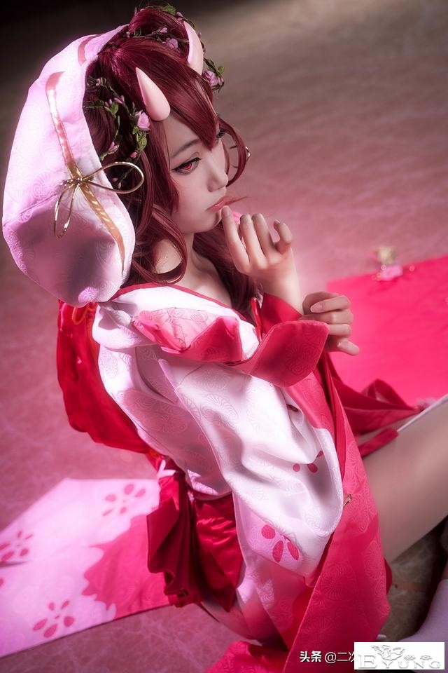 《阴阳师》桃花妖cos，优雅美丽，甩袖子也太帅了吧-8.jpg