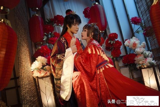 李泽言·遍阅人间色cos：穿上婚服的李泽言和悠然，太甜啦-3.jpg