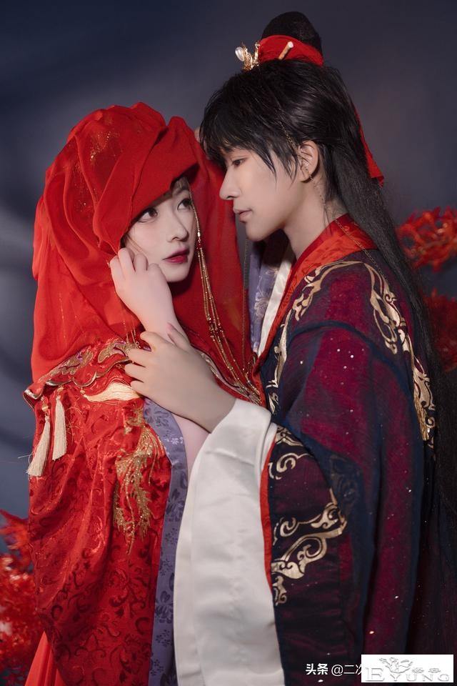 李泽言·遍阅人间色cos：穿上婚服的李泽言和悠然，太甜啦-5.jpg