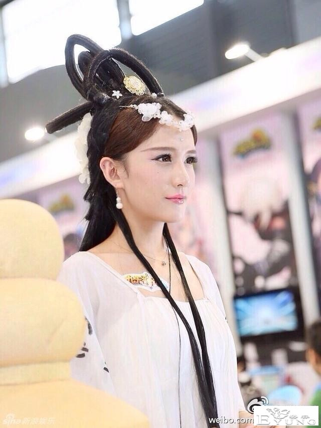 是艺术还是外来文化的糟粕，盘点那些红极一时的“伪娘”-1.jpg