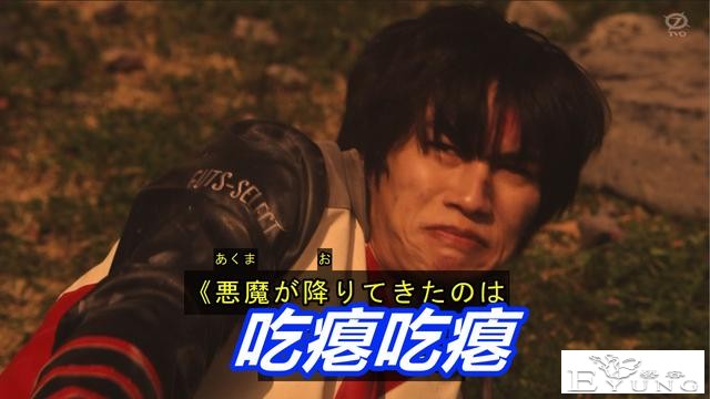 特利迦奥特曼：宝藏猎人打入内部，特利迦真逊色，连屏障都破不了-3.jpg