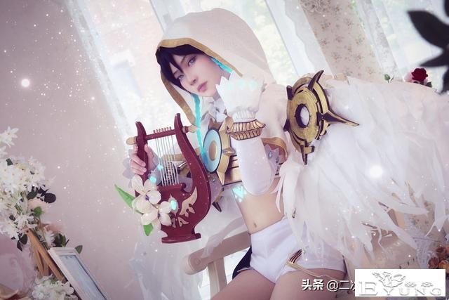 《原神》风神巴巴托斯cos，灵动传神，布景与人物搭配太唯美-7.jpg