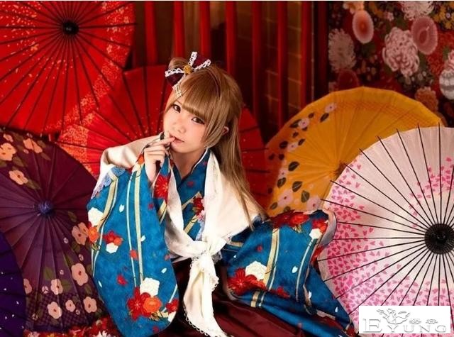 20岁日男迷恋Cosplay女装！靠整容/神奇化妆/变女人-4.jpg