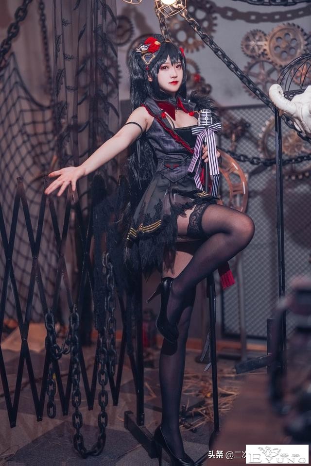 《碧蓝航线》大凤cos，优雅美丽，哥特风与机械风融合太美了-3.jpg
