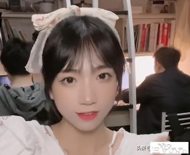 行走在网红圈八大伪娘：AI换脸恶心网友，康雅雅作品被下架？-11.jpg