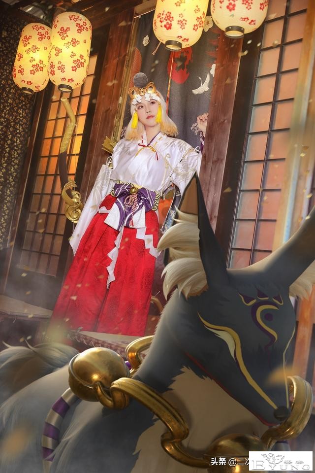 《阴阳师》御馔津cos，场景服饰用心还原，连狐狸都很还原-2.jpg