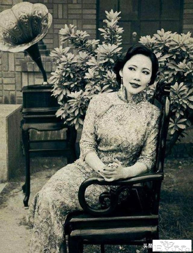 男扮女装可以有多像？万国雄男扮女装多年，被亲妹妹举报-5.jpg