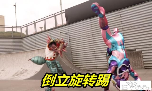 假面骑士Revice：滑板踢+旋转踢，Exaid形态上线，果然是天才玩家-3.jpg