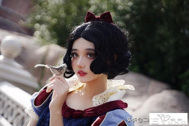 白雪公主cos，太可爱还原啦，简直就是白雪公主本人-3.jpg