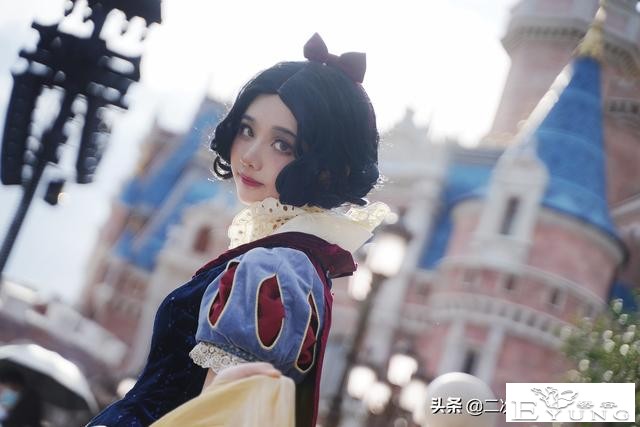 白雪公主cos，太可爱还原啦，简直就是白雪公主本人-2.jpg