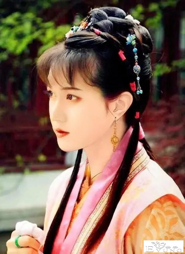 那些“惊为天人”的男扮女装-5.jpg