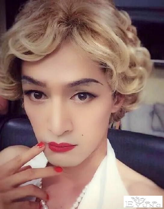 那些“惊为天人”的男扮女装-12.jpg