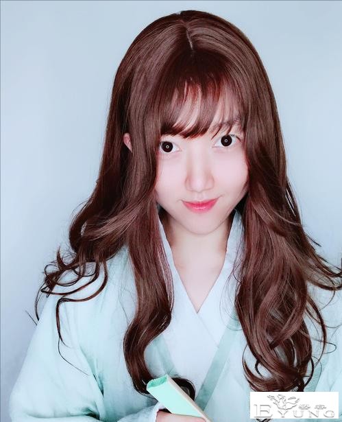 全网靠女装走红的七大网红，有的比女生还好看，他为何遭全网炮轰-1.jpg