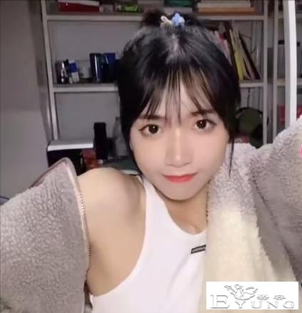 全网靠女装走红的七大网红，有的比女生还好看，他为何遭全网炮轰-10.jpg
