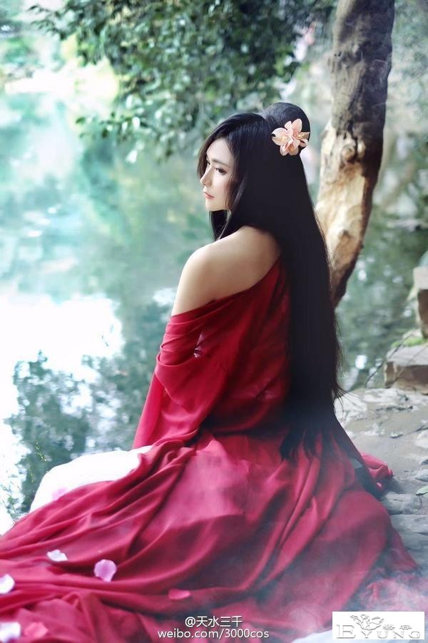日本资深女装大佬化妆前后对比惊人，七尺大汉秒变萝莉？急需缓缓-43.jpg