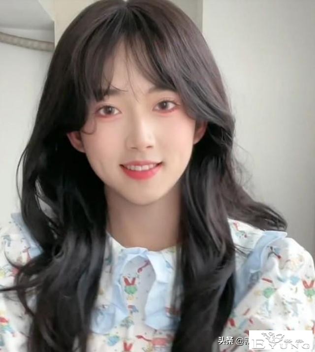 变装博主康雅雅道歉并退网，扮女装误导青少年，网友欢呼：不冤-6.jpg