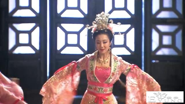 他号称伪娘祖师爷，男扮女装作案10年从未被发现，桑冲如何做到的-22.jpg