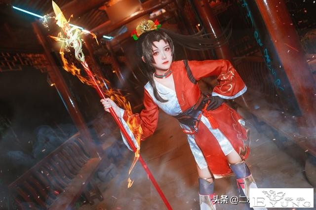 《王者荣耀》​云缨cos，又飒又帅气，气势绝美富有张力-1.jpg