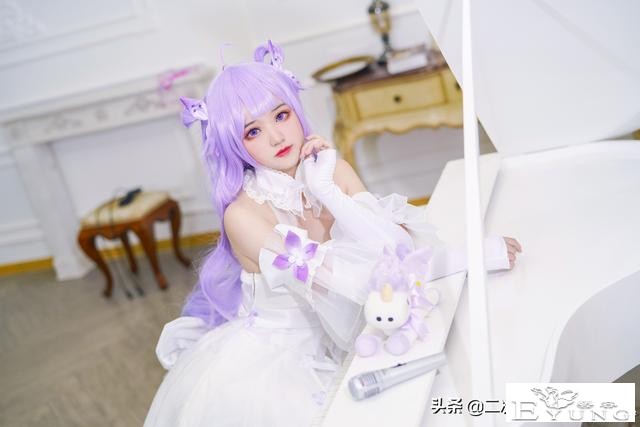 《碧蓝航线》独角兽打歌服cos，美丽可爱，温柔的眼神太美啦-1.jpg