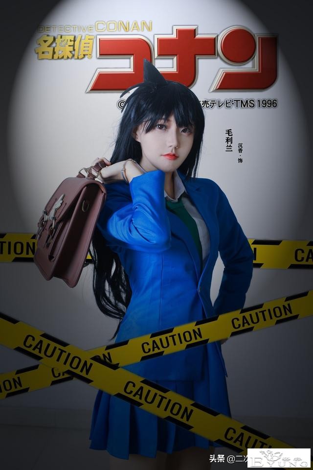 《名侦探柯南》毛利兰cos，眼神，动作都很传神呢-3.jpg