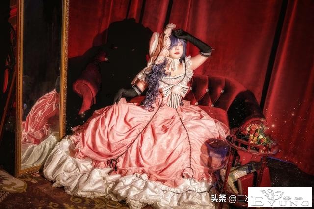 《黑执事》夏尔cos，华丽款知更鸟，油画般的风格令人喜欢-5.jpg