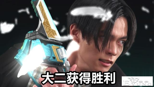 假面骑士Revice黑白蝙蝠“撕逼”结束，蜃楼下线，脸蛋竟然被打爆-4.jpg