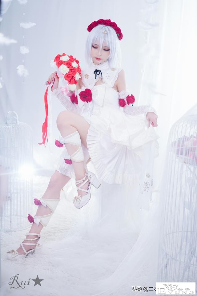 《崩坏3》德丽莎月下初拥cos，美丽唯美，第一眼就美到啦-1.jpg