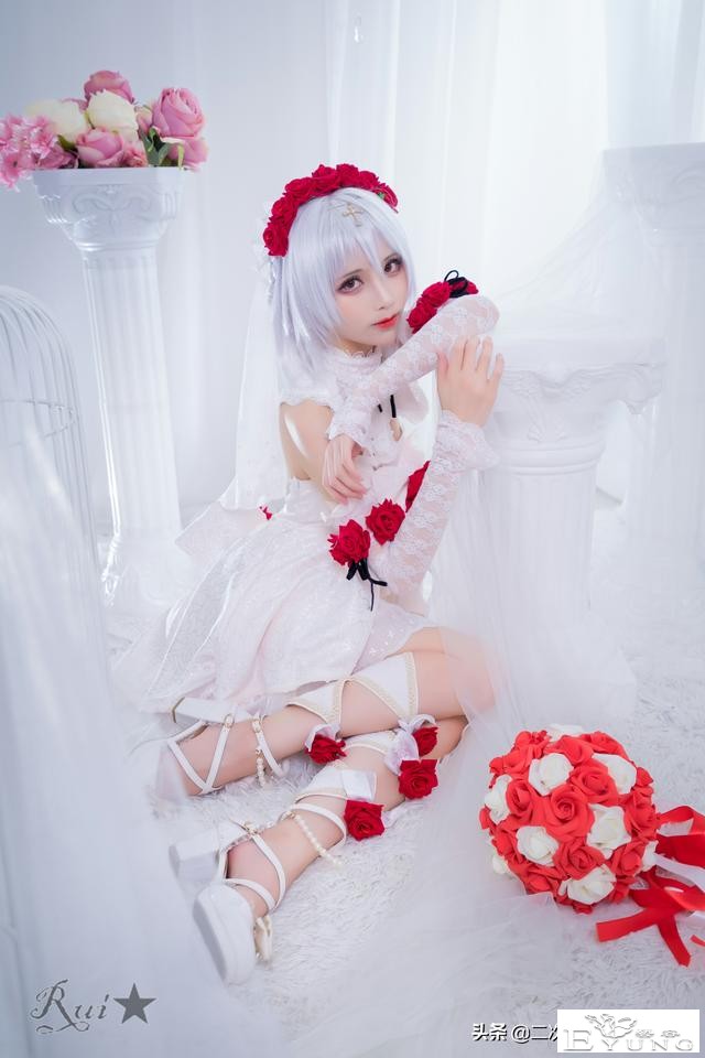 《崩坏3》德丽莎月下初拥cos，美丽唯美，第一眼就美到啦-9.jpg