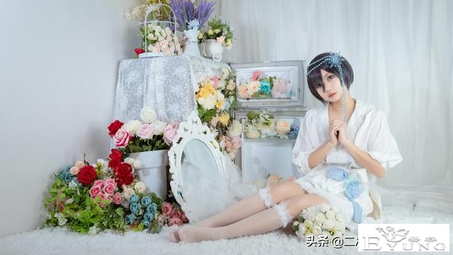 《黑执事》夏尔冰雪cos，唯美灵动，眼睛好有吸引力-3.jpg