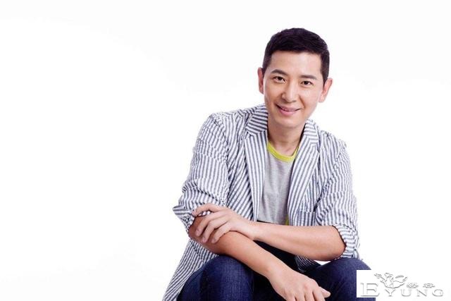至今未婚的10位大龄男主持人，各有各的苦衷，最大67岁，最小43岁-25.jpg