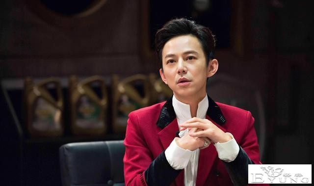 至今未婚的10位大龄男主持人，各有各的苦衷，最大67岁，最小43岁-29.jpg