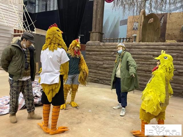 晚会越来越会“玩”：观众可以挑明星选节目，“参观”后台-7.jpg