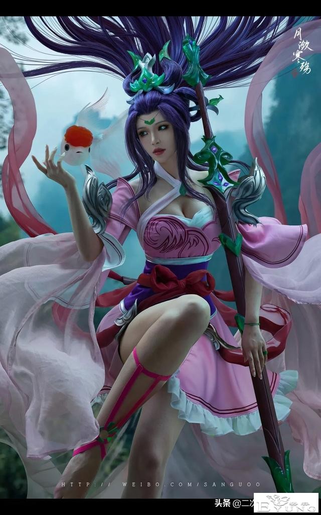 《英雄联盟》玉剑传说迦娜，质感炸裂，精美用心第一眼以为是原画-2.jpg