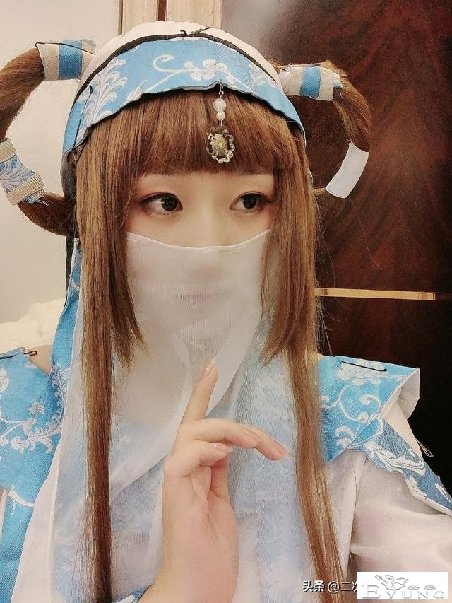 因为自卑踏入二次元的女孩，却因《秦时明月》和cos变得自信-1.jpg