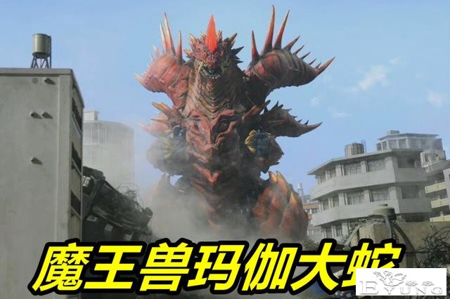 圆谷换皮套开启“涂色”模式，大蛇和乌拉中招，毁灭大蛇激战扳机-2.jpg