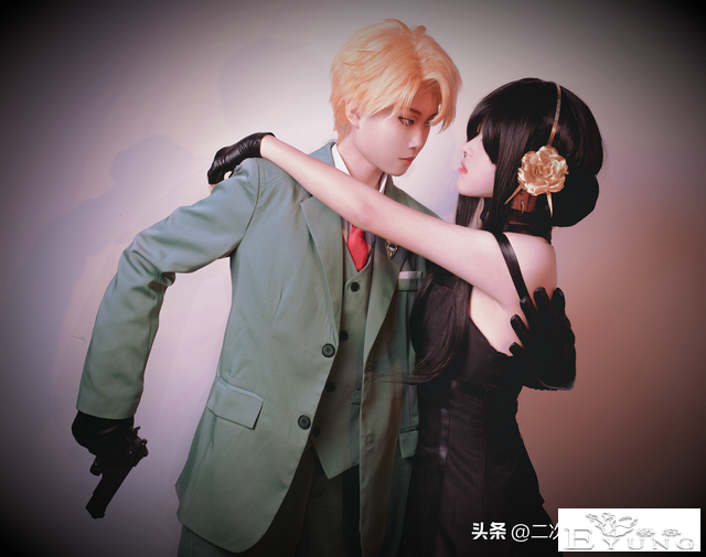 《间谍过家家》约尔&amp;黄昏cos，天呐，互动也太甜了吧-4.jpg