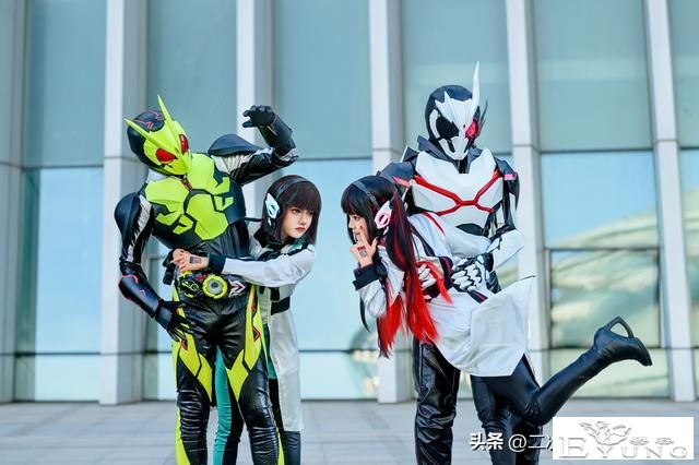 《假面骑士零一》cos：​伊兹好看，亚兹可爱，01帅到我了-5.jpg