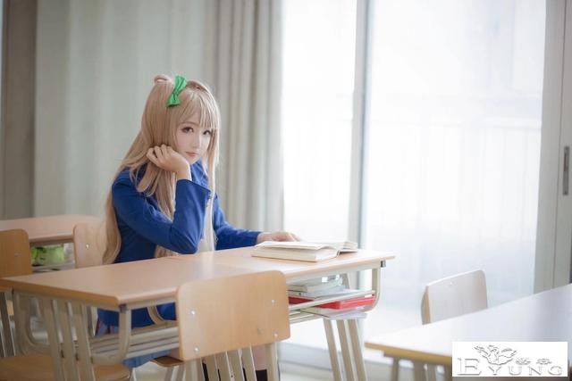 四位可爱COSER扮演的二次元偶像南小鸟！谁是你心目中那一位？-2.jpg