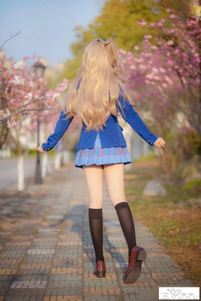四位可爱COSER扮演的二次元偶像南小鸟！谁是你心目中那一位？-3.jpg