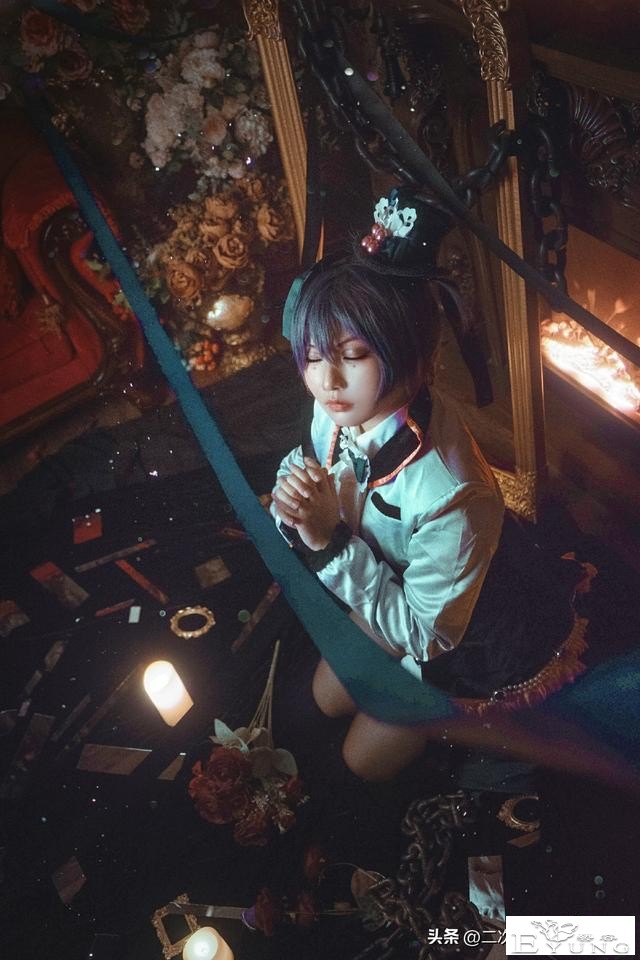 《黑执事》夏尔黑弥撒礼服cos，天呐，暗黑风居然可以这么可爱-5.jpg