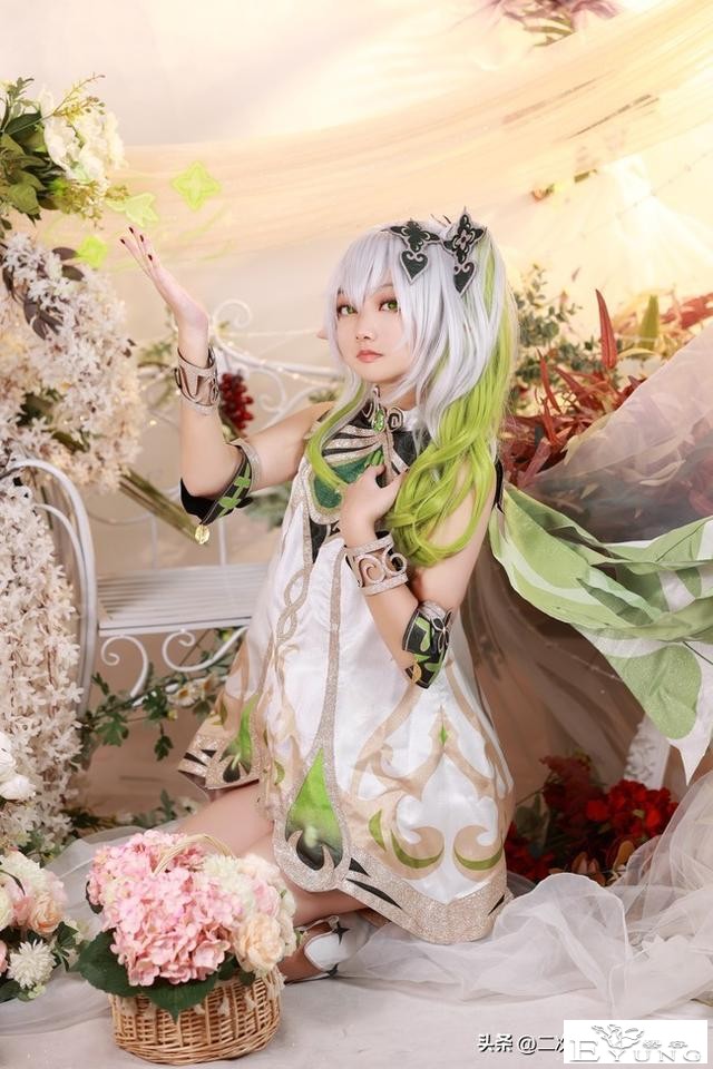 《原神》纳西妲cos，好有气质的小草神，太可爱啦！-1.jpg