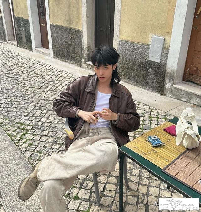 女装大佬登场！伊能静儿子穿女装引热议，身材高挑比女生还美-5.jpg