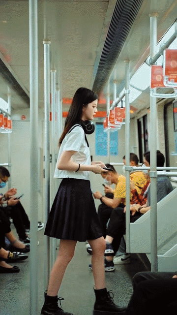 二次元cos变装，里面你认识几个？-4.jpg