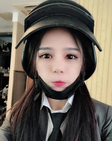 盘点一下最近网络上比较火的伪娘，看完以后我的性取向尽然……-5.jpg