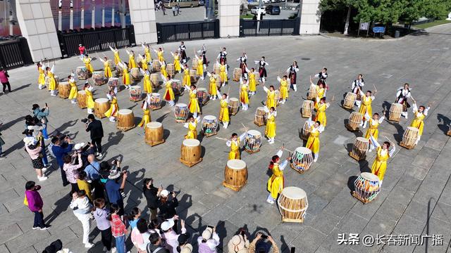 2023长春市朝鲜族传统文化嘉年华活动在长春世界雕塑园举行-3.jpg